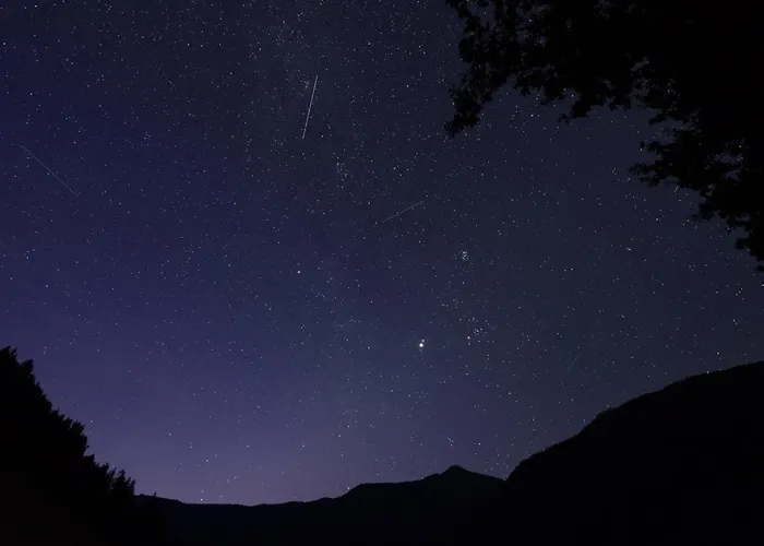 Dark Sky Two Semesterbostad